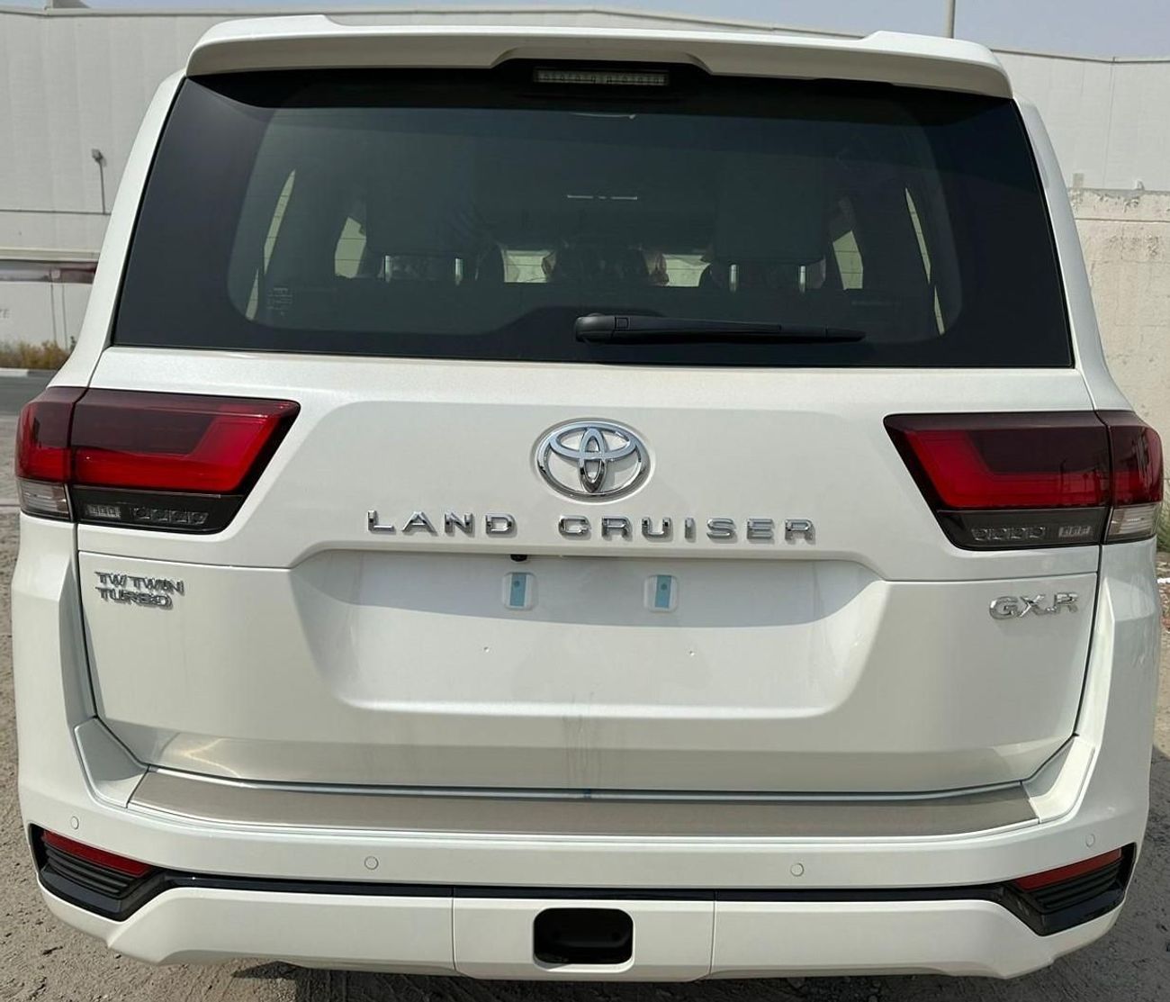 تويوتا لاند كروزر 2024 Toyota Land Cruiser LC300 GXR L2 3.3L V6 TT Twin Turbo Diesel A/T 4WD Export Only