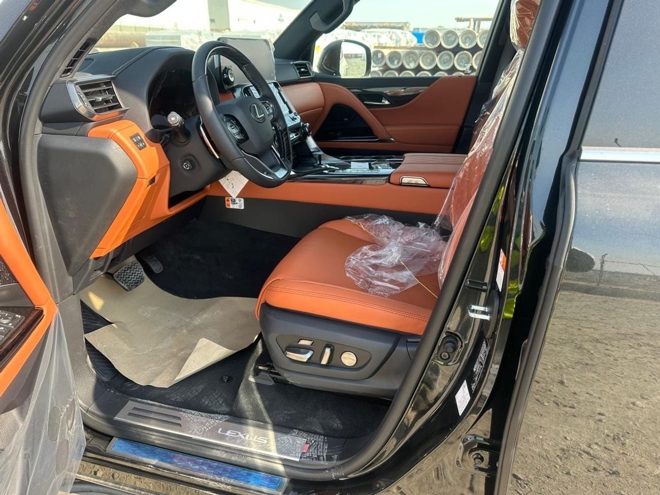 لكزس LX 700h VIP