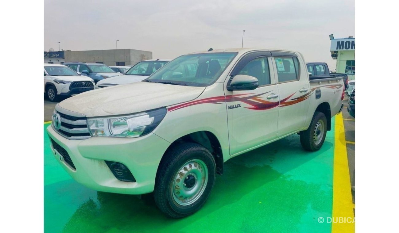 Toyota Hilux 2.7 L // 4X4 // BASIC OPTION // 2023