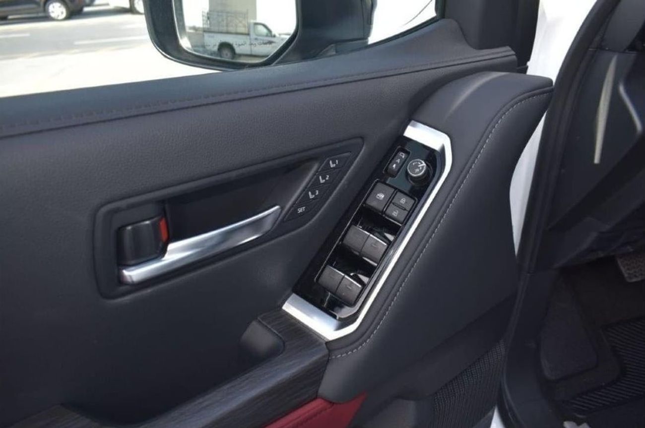 Toyota Land Cruiser 300 GR-SPORT V6 3.3L DIESEL TWIN TURBO 7 SEAT AUTOMATIC