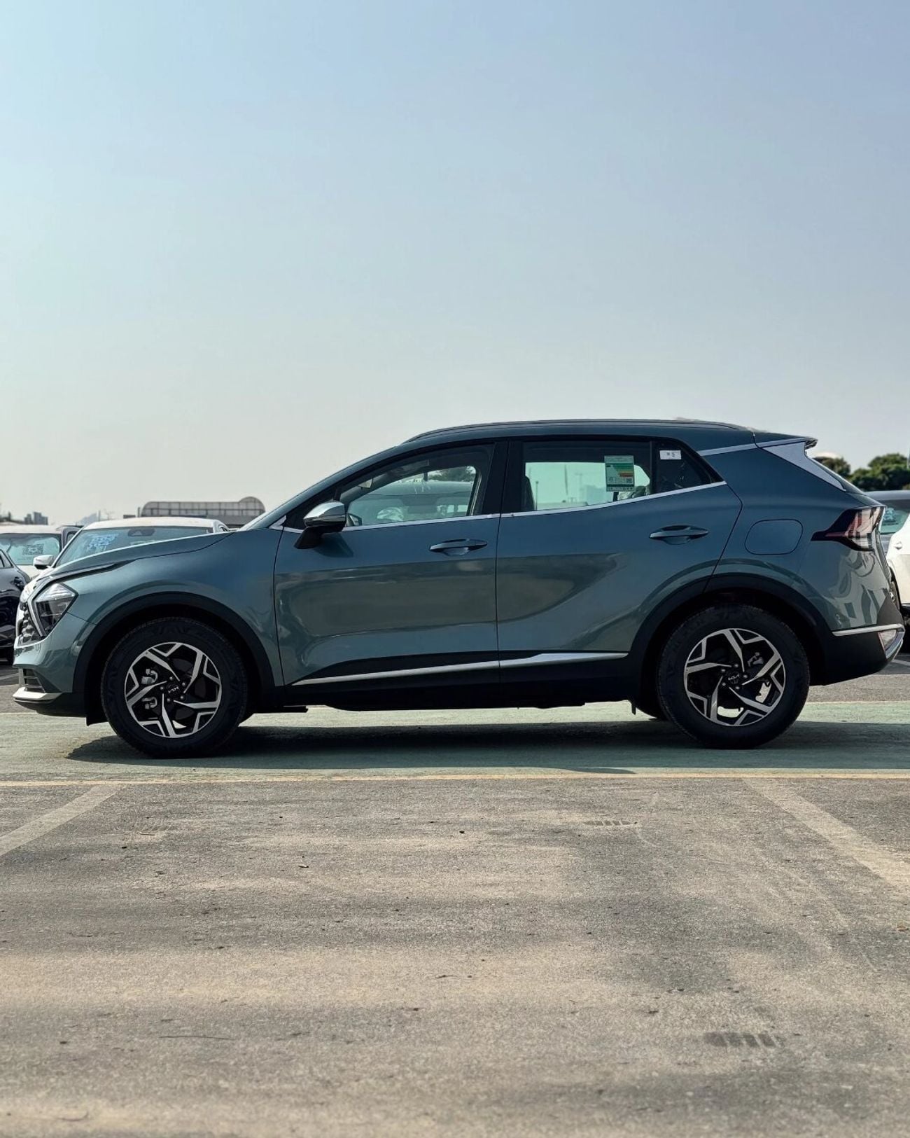 Kia Sportage DLX KIA SPORTAGE 2.0L - 2025 MODEL GCC SPECS