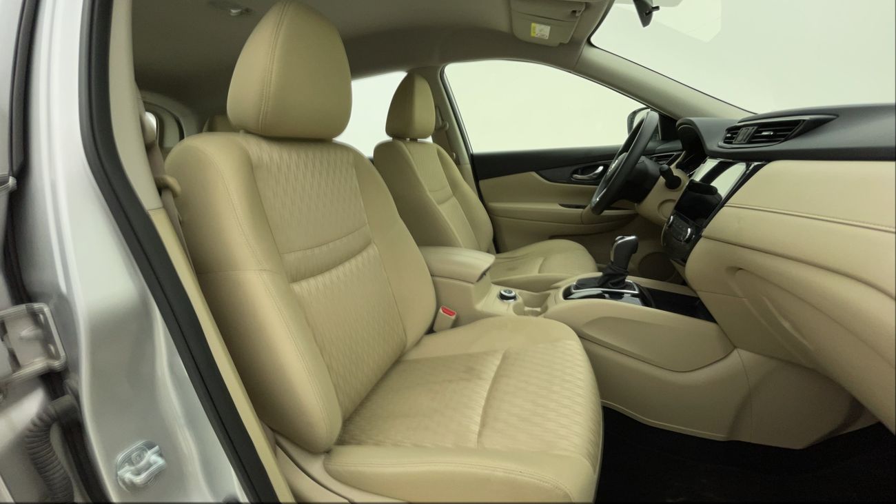 نيسان إكس تريل S 4WD 2.5 | بدون دفعة مقدمة | اختبار القيادة في المنزل