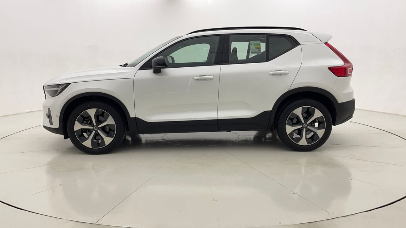 Volvo XC40 B4 ULTIMATE DARK 2 | Zero Down Payment | Home Test Drive