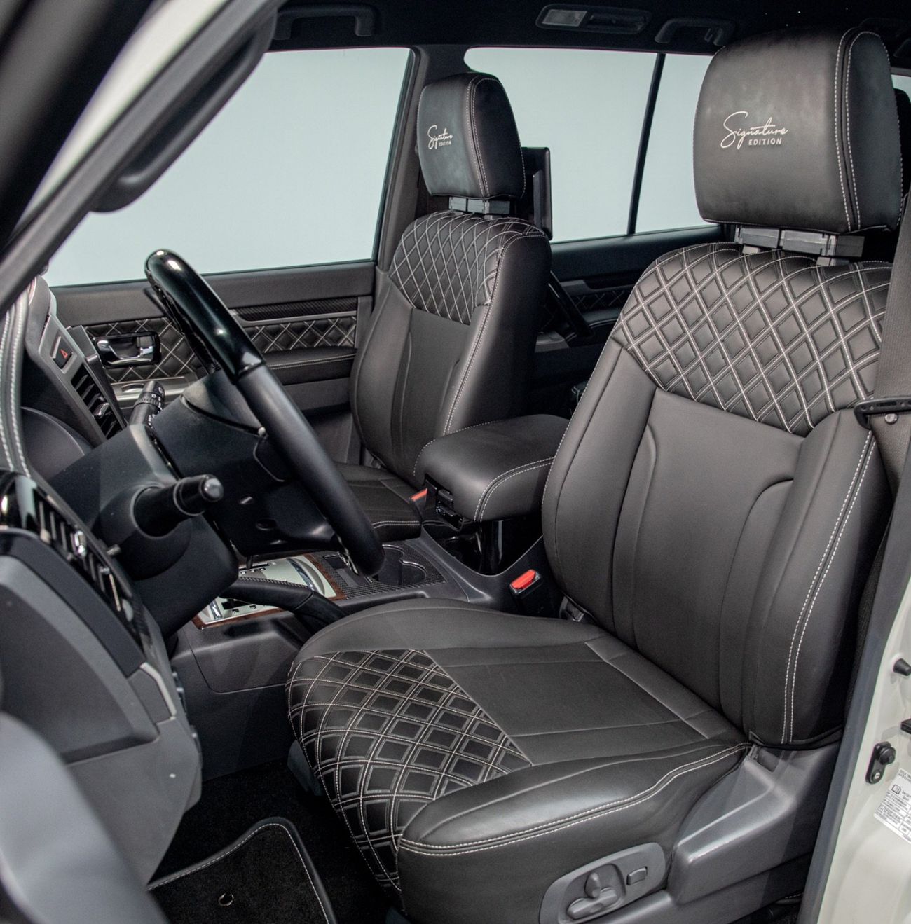 Mitsubishi Pajero Signature Edition