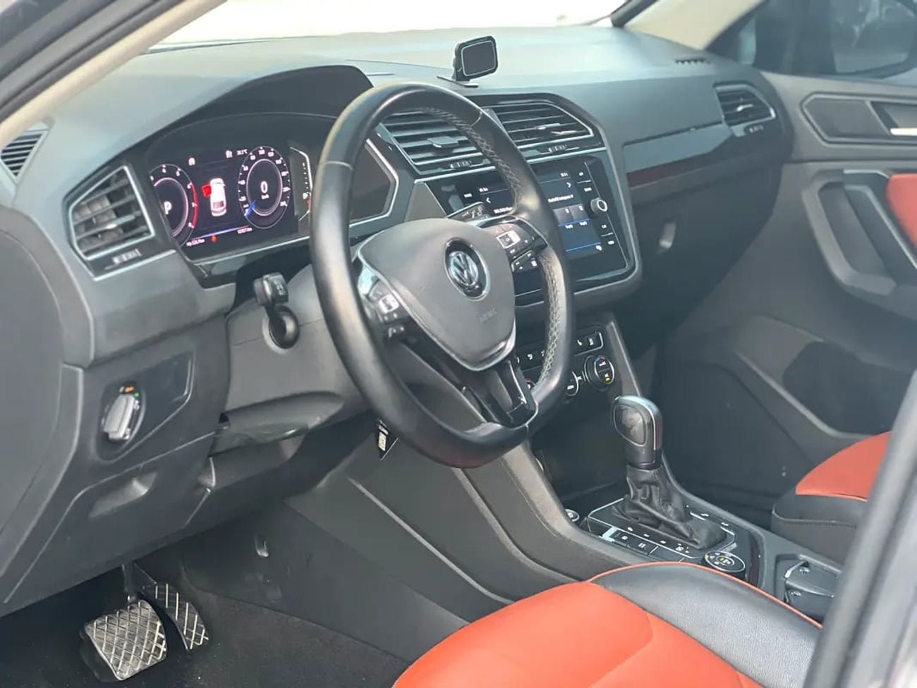 Volkswagen Tiguan SEL 800 P.M | SEL GCC Specs