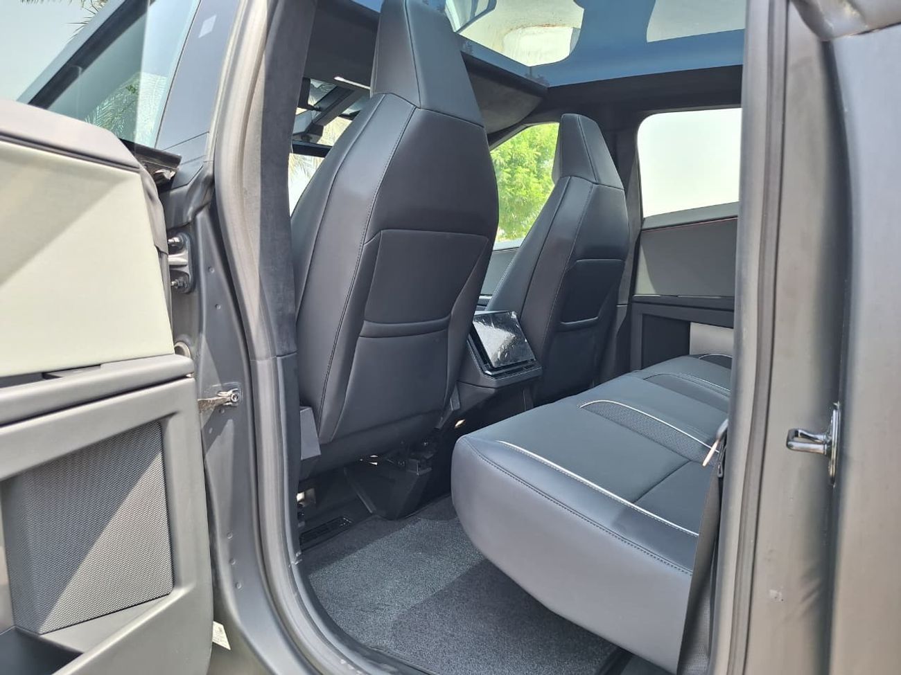 تسلا سايبرتراك Cyberbeast