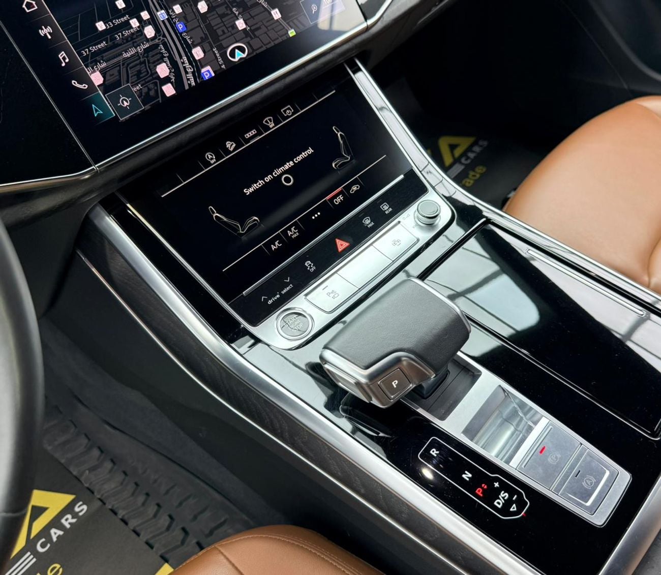 أودي Q8 55 TFSI quattro 3.0L SUV