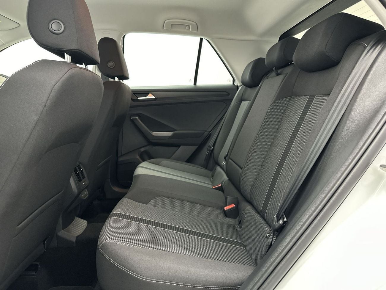 Volkswagen T ROC Life 1.4L (REF#00650) / WAS 89,900 AED - NOW 79,900 AED