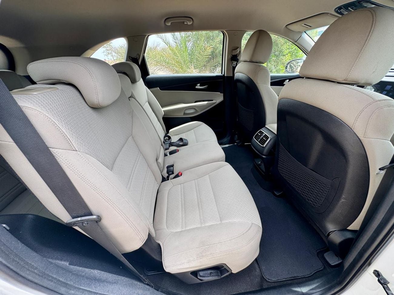 Kia Sorento Base 2.4L FWD 699-Monthly l GCC l 2.4L, Cruise, Camera l Accident Free