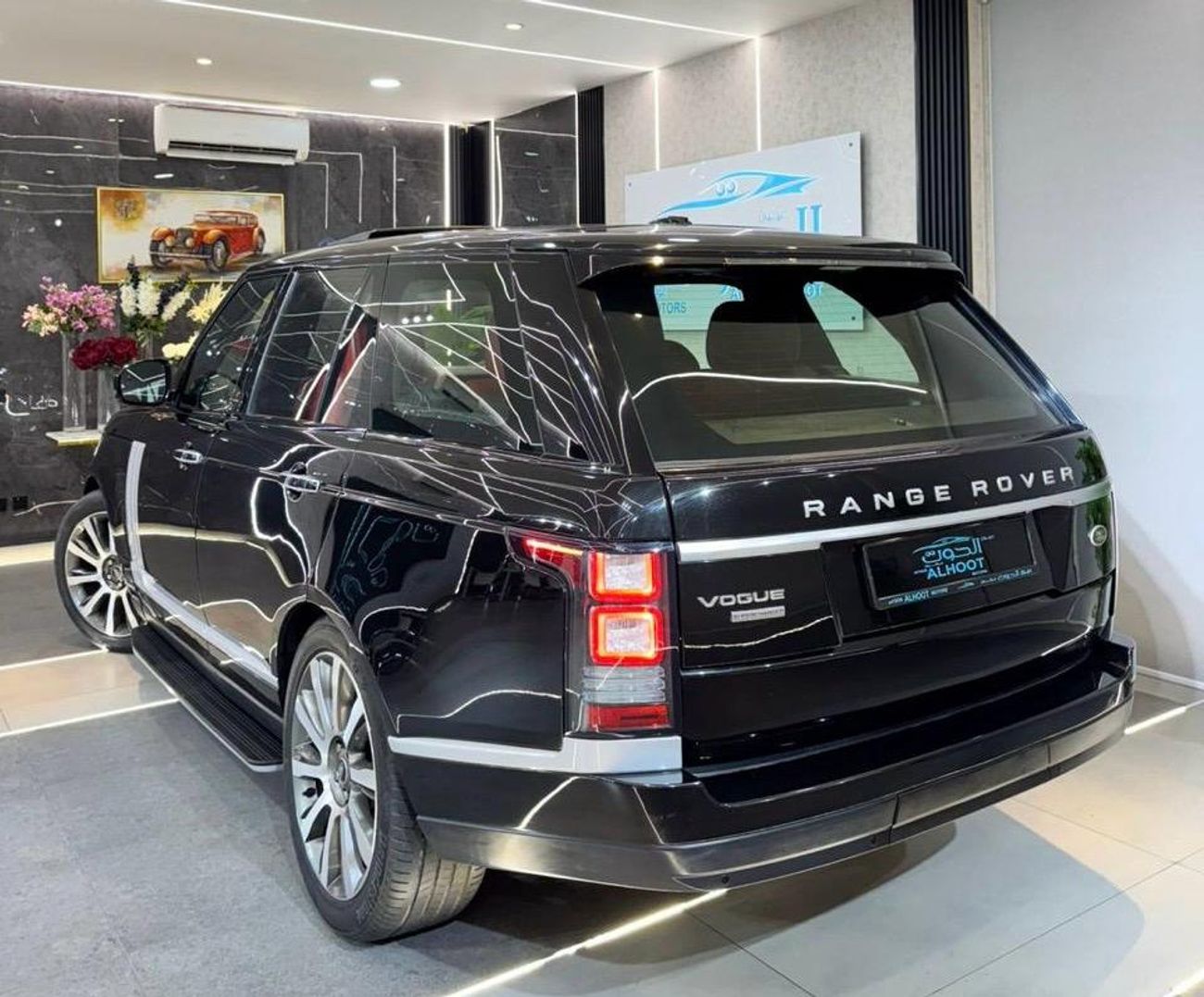 Land Rover Range Rover Supercharged 5.0L VIP RANGE ROVER VOGUE || SUPERCHARGE || RADAR || TOP RANGE || GCC || FREE ACCIDENT