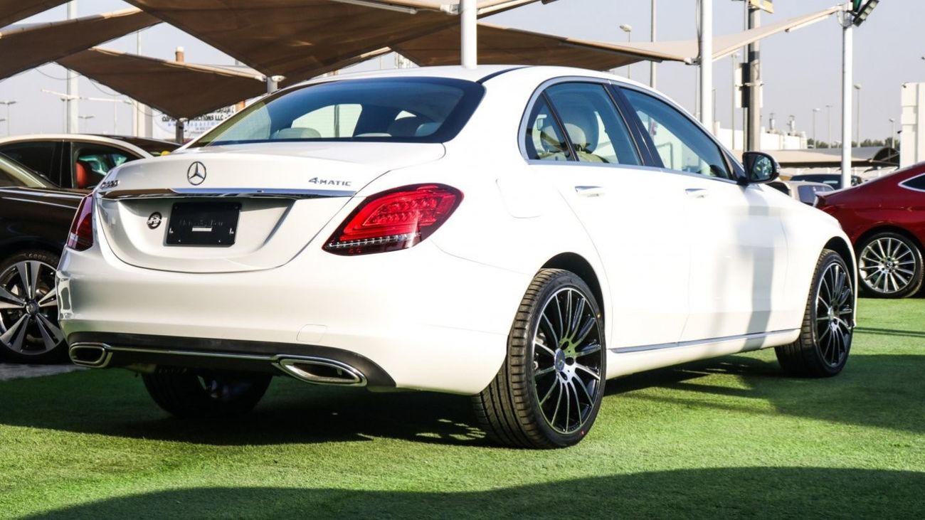 مرسيدس بنز C 300 4MATIC