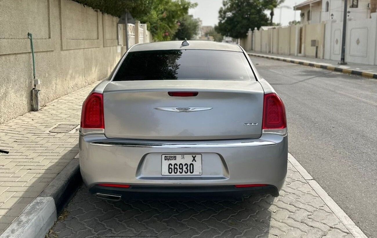 كرايسلر 300C