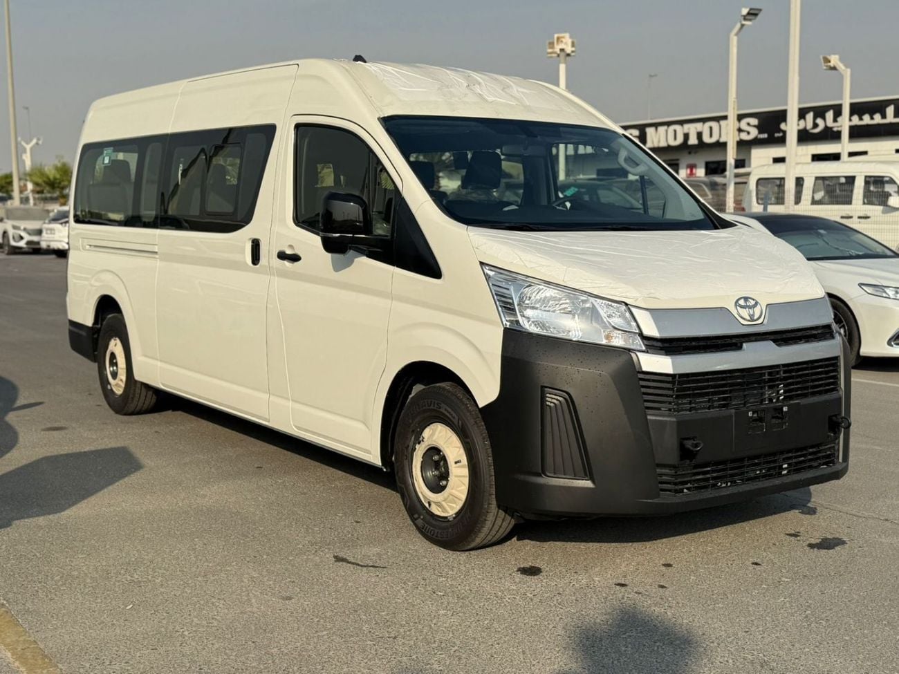 تويوتا هاياس HIACE 2026 MODEL 13 SEATS 3.5L PETROL V6 HIGH ROOF A/T
