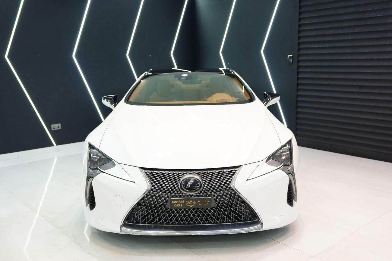 لكزس LC 500 Mark Levinson Audio, Ultra White, Tan Interior, 471 HP V8, GCC Specs!!