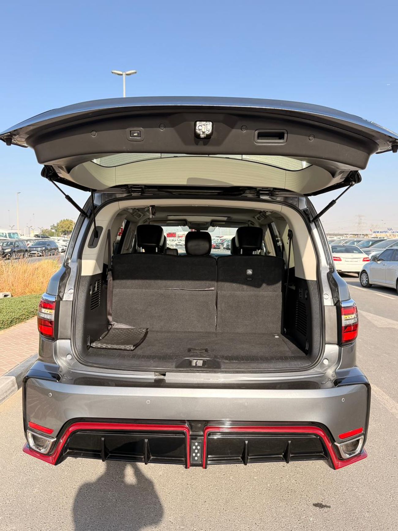 Nissan Armada Full option | Sunroof | Radar | Nismo 2019