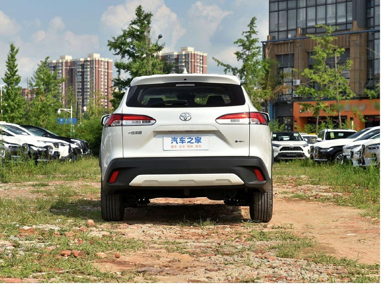 Toyota Corolla Cross XLE HEV 2.0L HYBRID ELITE 2025