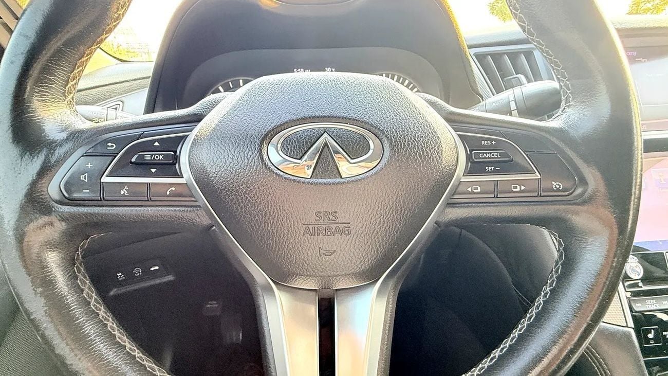 إنفينيتي Q50 LUXE 2.0 turbo GCC Specs, excellent condition
