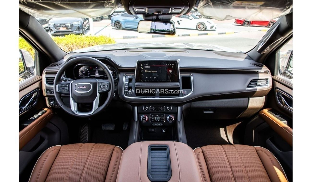 GMC Yukon SLE /GCC/3Years Warranty. Local Registration +5%