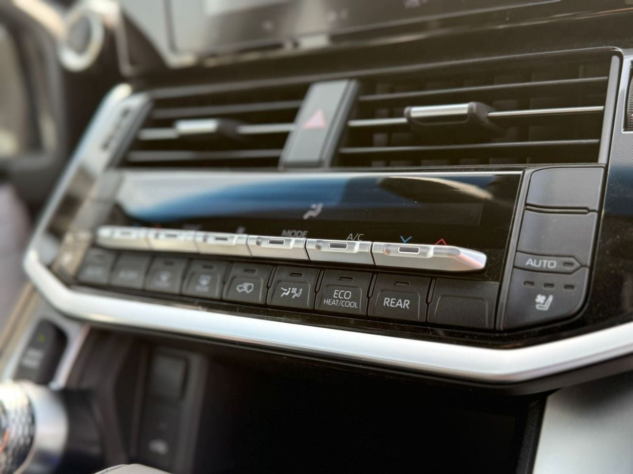 تويوتا لاند كروزر LAND CRUISER GXR-V 3.3L DIESEL TWIN TURBO , FULL OPTION 2026 MODEL