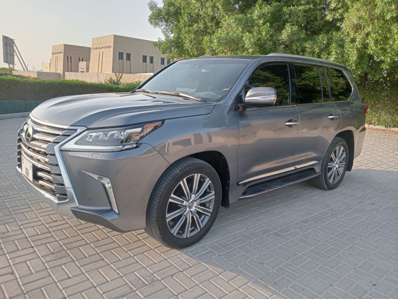Lexus LX 570 Premium Plus GCC full option