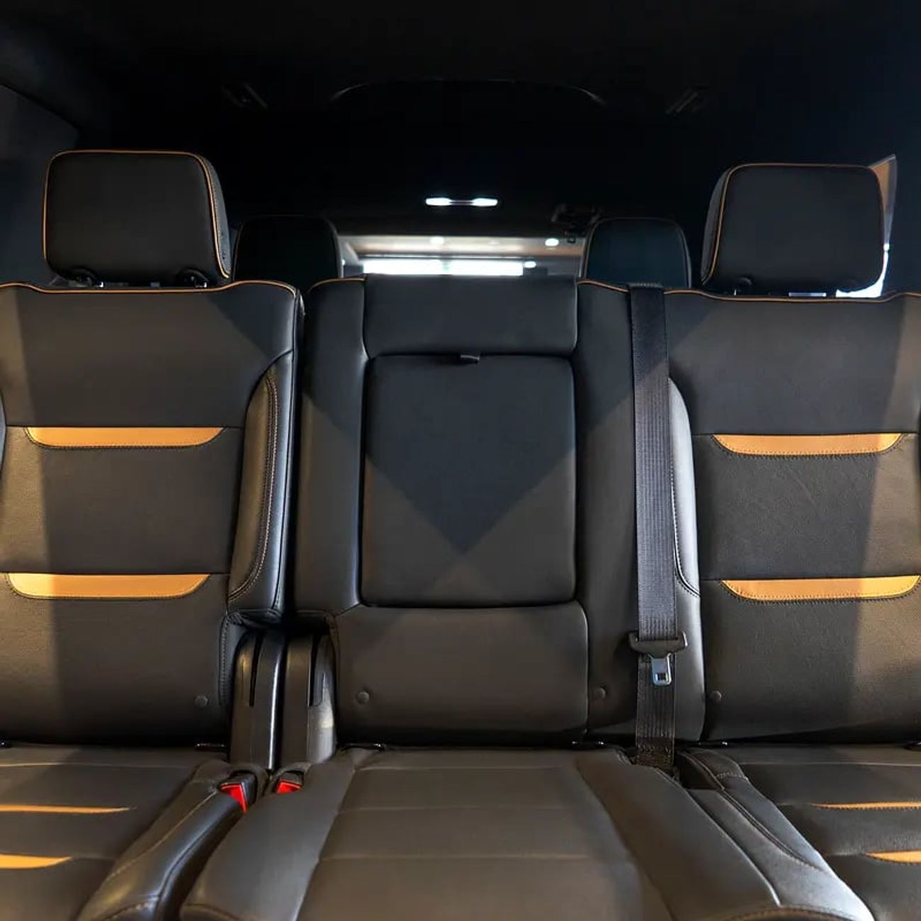 GMC Yukon AT4 4,407 P.M • 0% Downpayment • AT4 • Agency Warranty