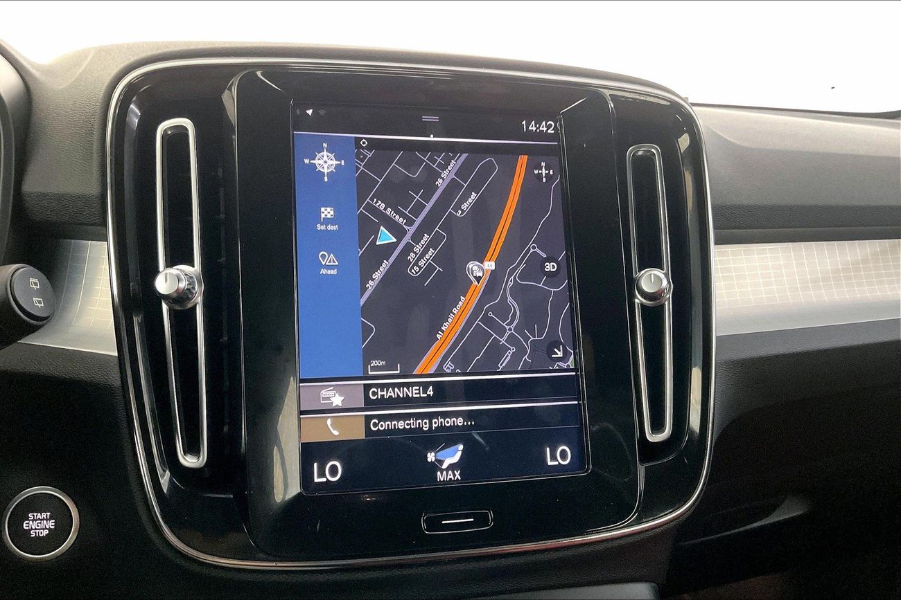 فولفو XC 40 T5 Momentum | شامل الضمان | 0 ﺪﻔﻋﺓ ﺃﻮﻟﻯ