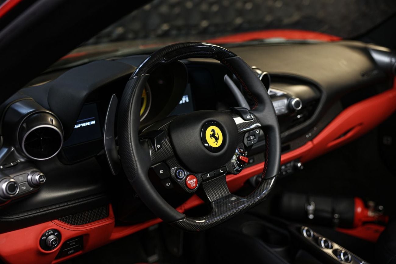 Ferrari F8 Spider STD Ferrari F8 Spider V8 Turbo HELE