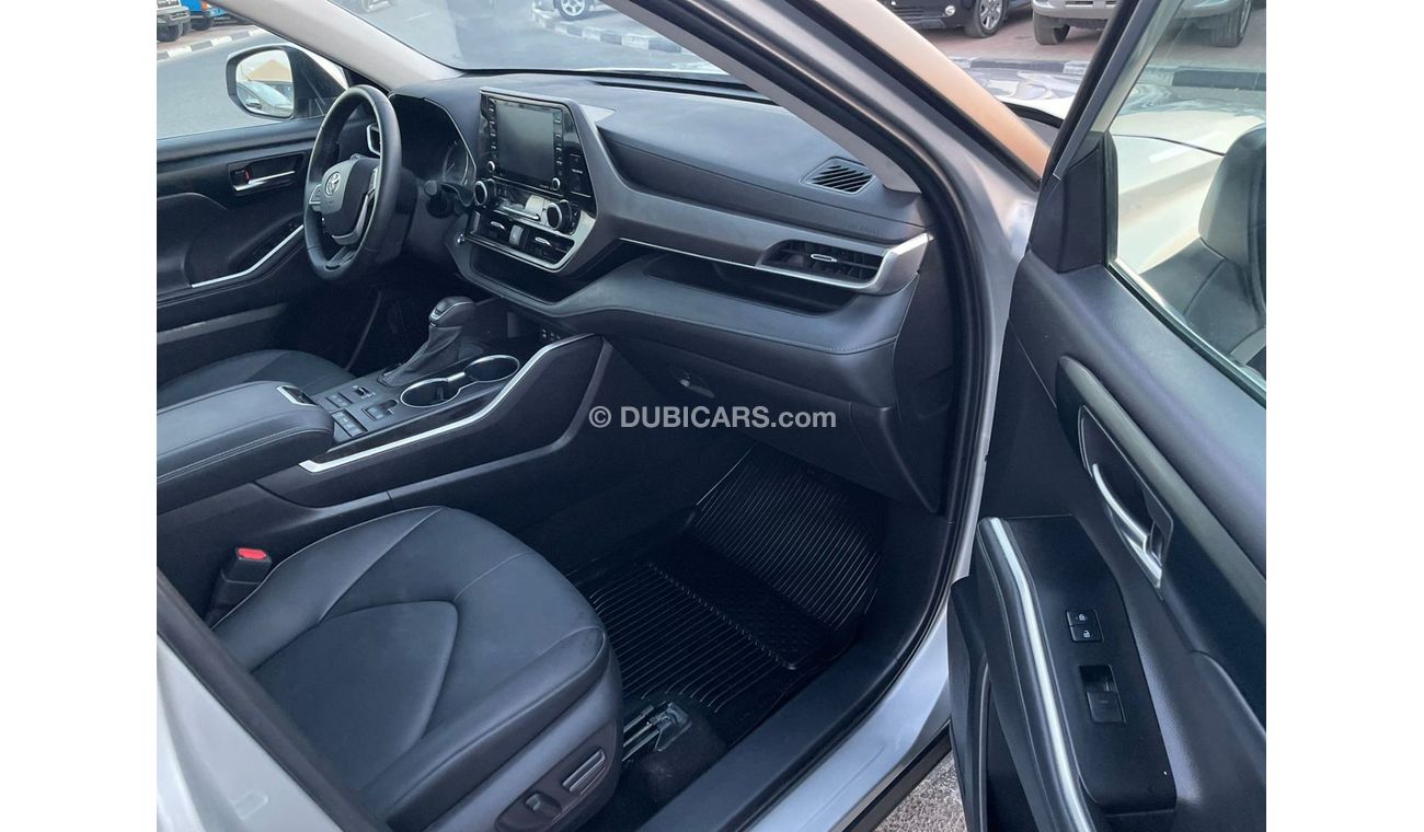 Toyota Highlander 2022 TOYOTA HIGHLANDER XLE- AWD- 3.5L - V6 / EXPORT ONLY