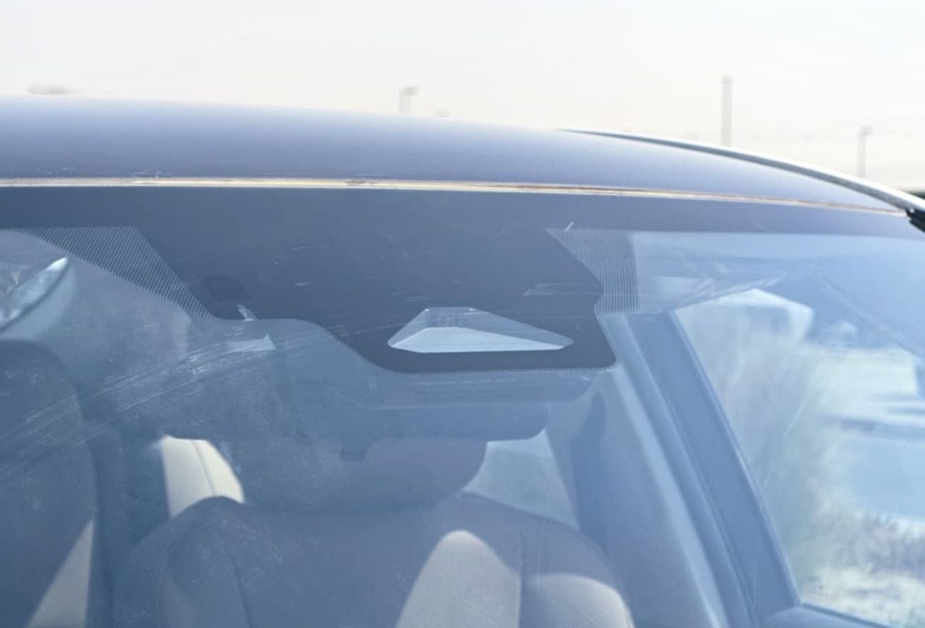 تويوتا كامري TOYOTA CAMRY 2.0L HEV PREMIUM OPTION 2025