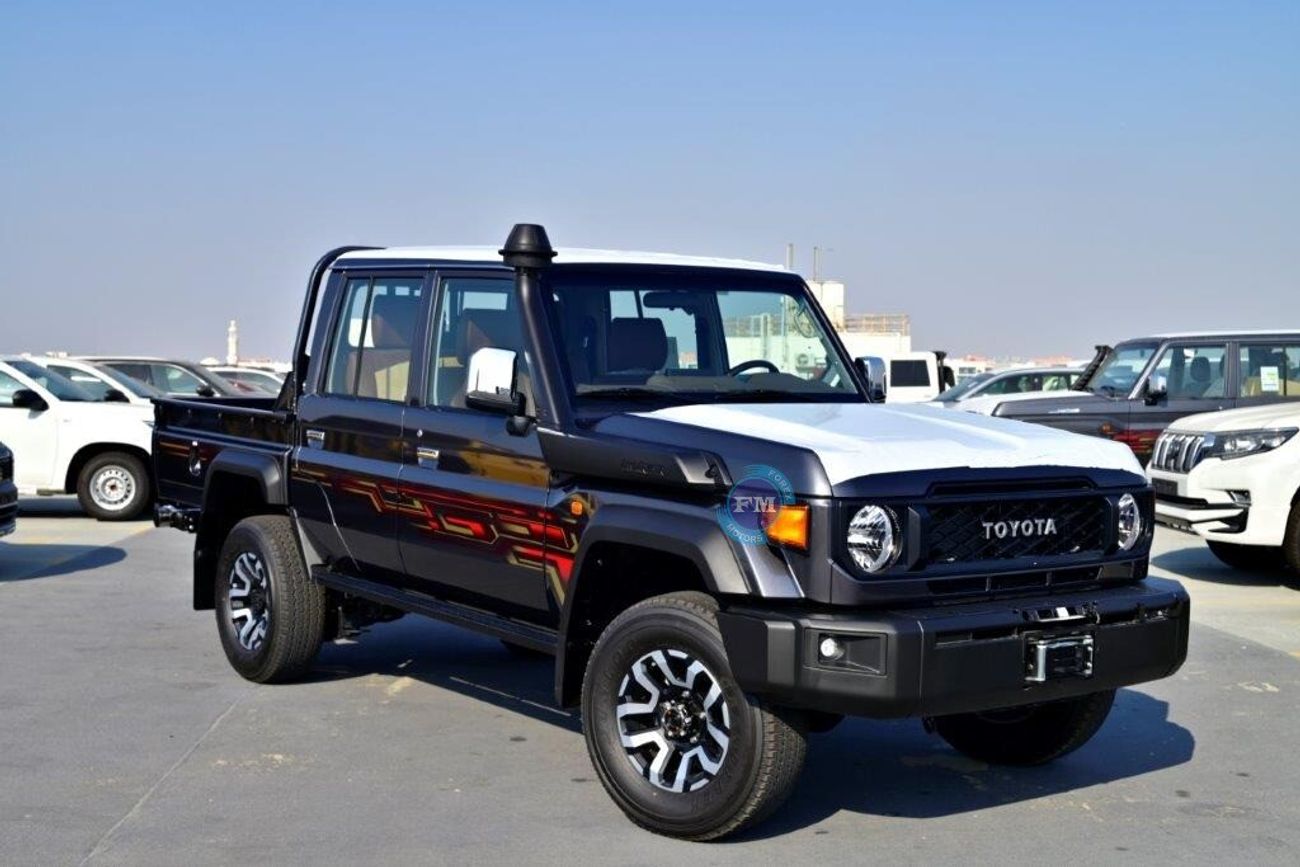 Toyota Land Cruiser Pick Up 79 Double Cab 2.8L Diesel Automatic (Full Option)