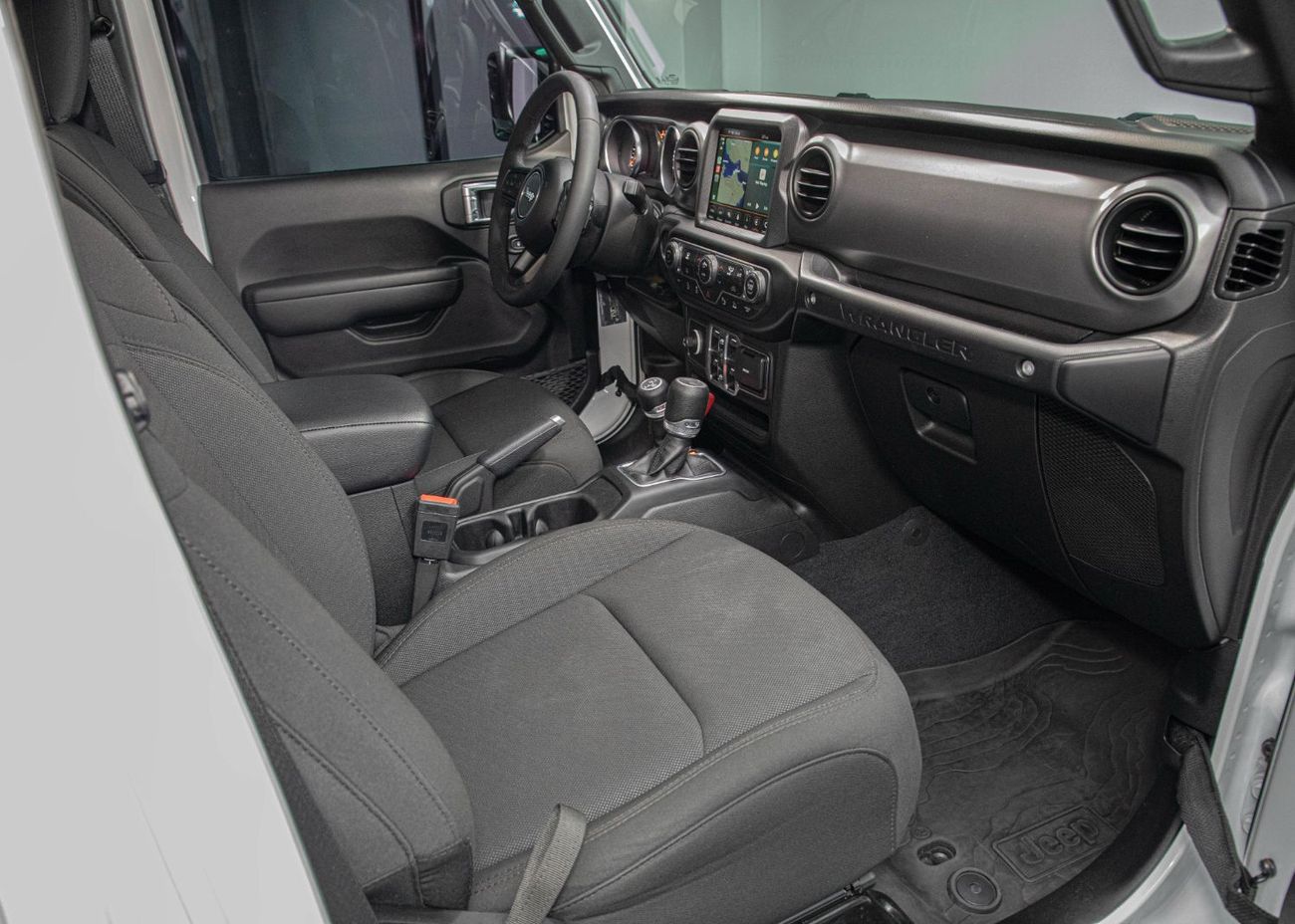 Jeep Wrangler Sport 3.6L A/T (5 Seater) 2,260x60 • 20% DP • 2023 Jeep Wrangler Sport Unlimited • Warranty • GCC