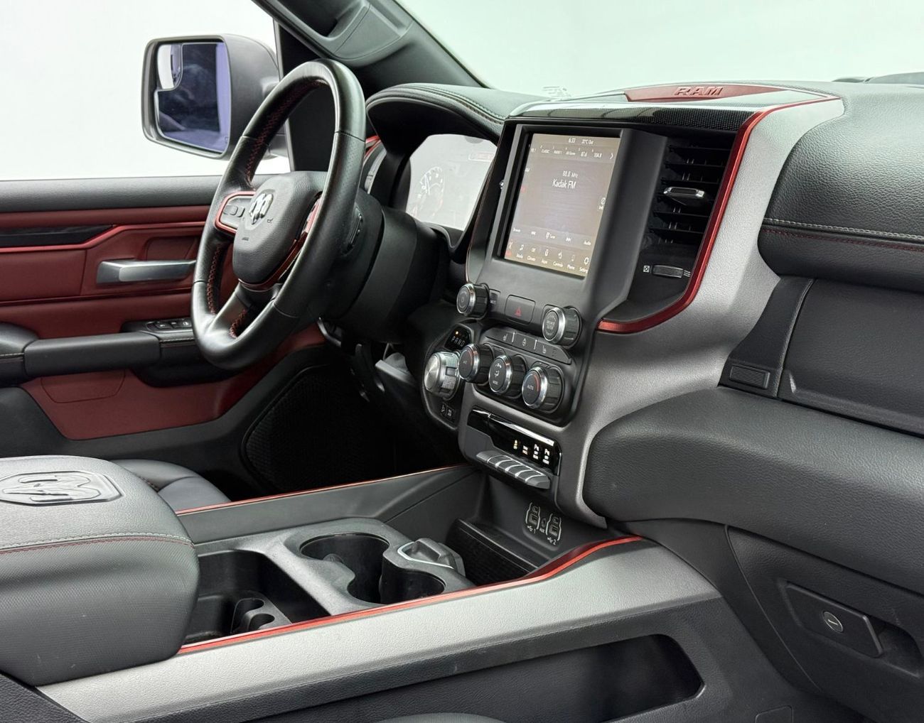 رام 1500 Rebel Crew Cab 5.7L 2021 RAM 1500 Rebel, 5.7L V8 4WD, 395bhp, 8 Speed Auto Gearbox. AED 155,000 or A