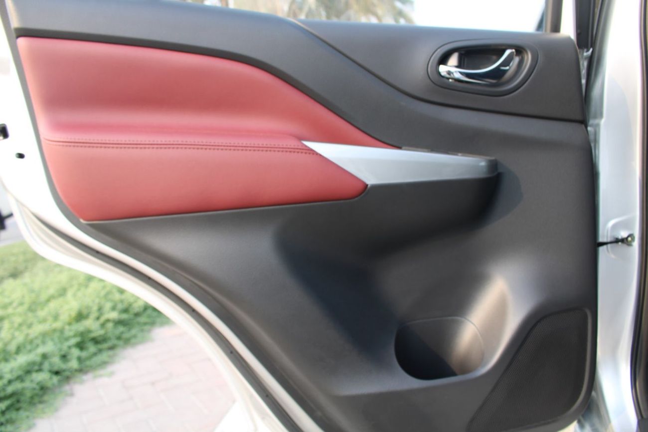 Nissan XTerra NISSAN X-TERRA 2.5L PETROL 4WD LE PLATINIUM AUTO