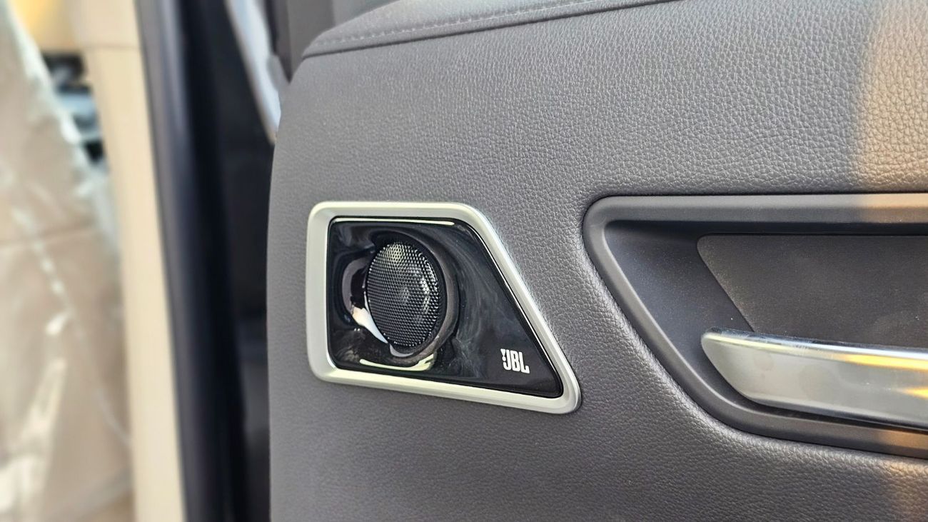 Toyota Land Cruiser 3.5T VXR Hybrid