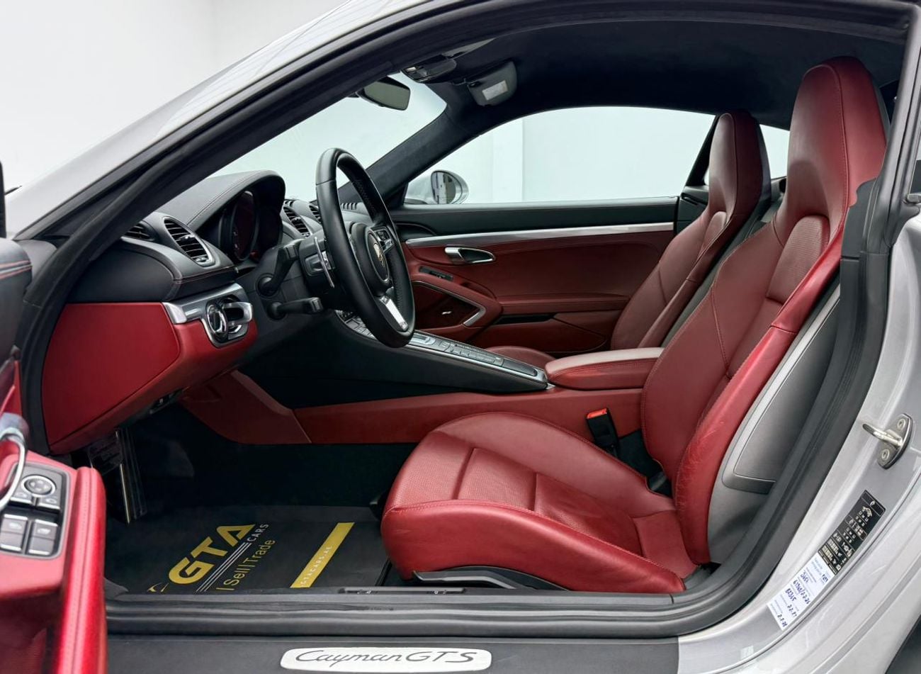 Porsche 718 Cayman 2018 Porsche 718 Cayman GTS, 2026 Porsche Warranty, Full Porsche Service History, Fully Loaded, GCC