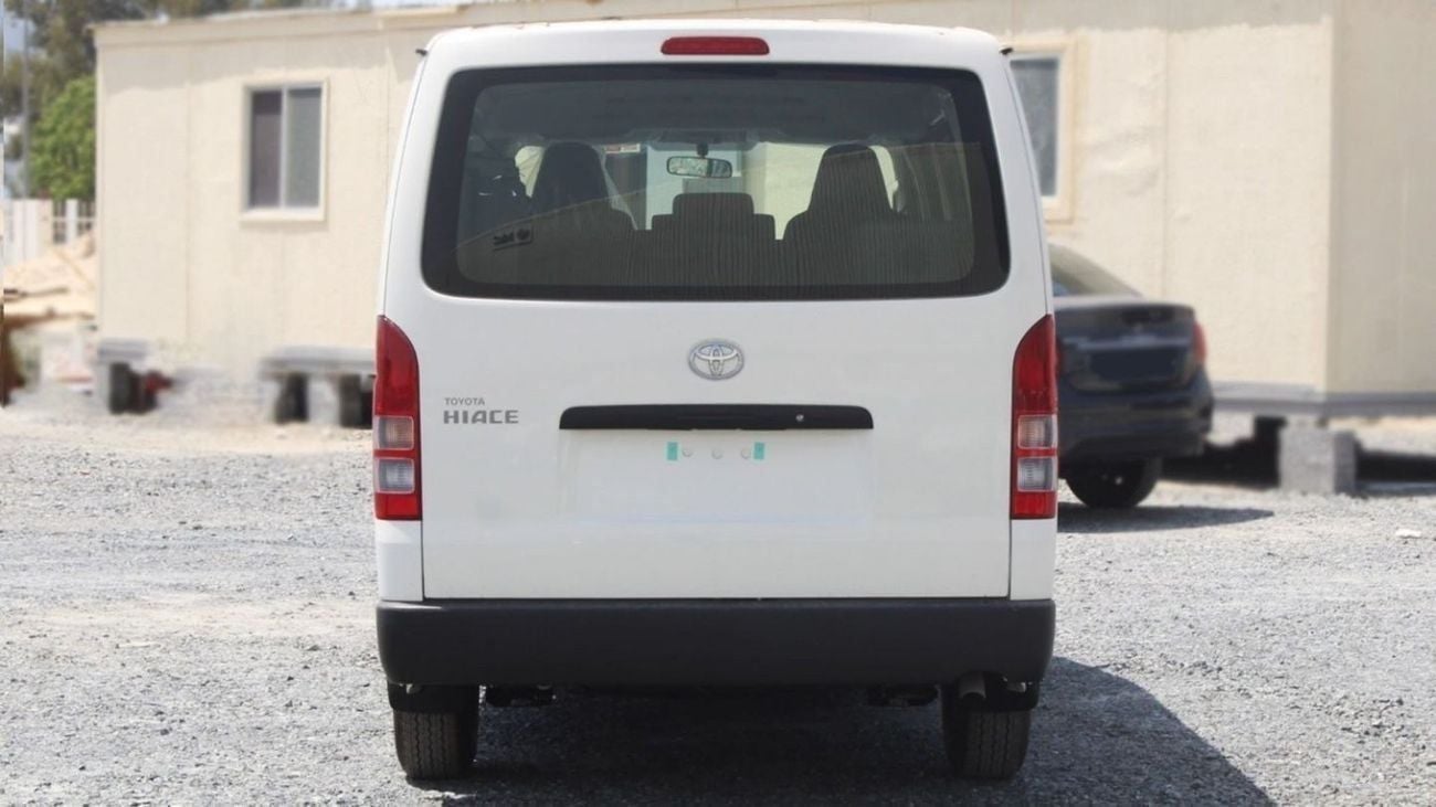 Toyota Hiace DLS - STD ROOF HIACE 2.5L STANER DIESEL 2025