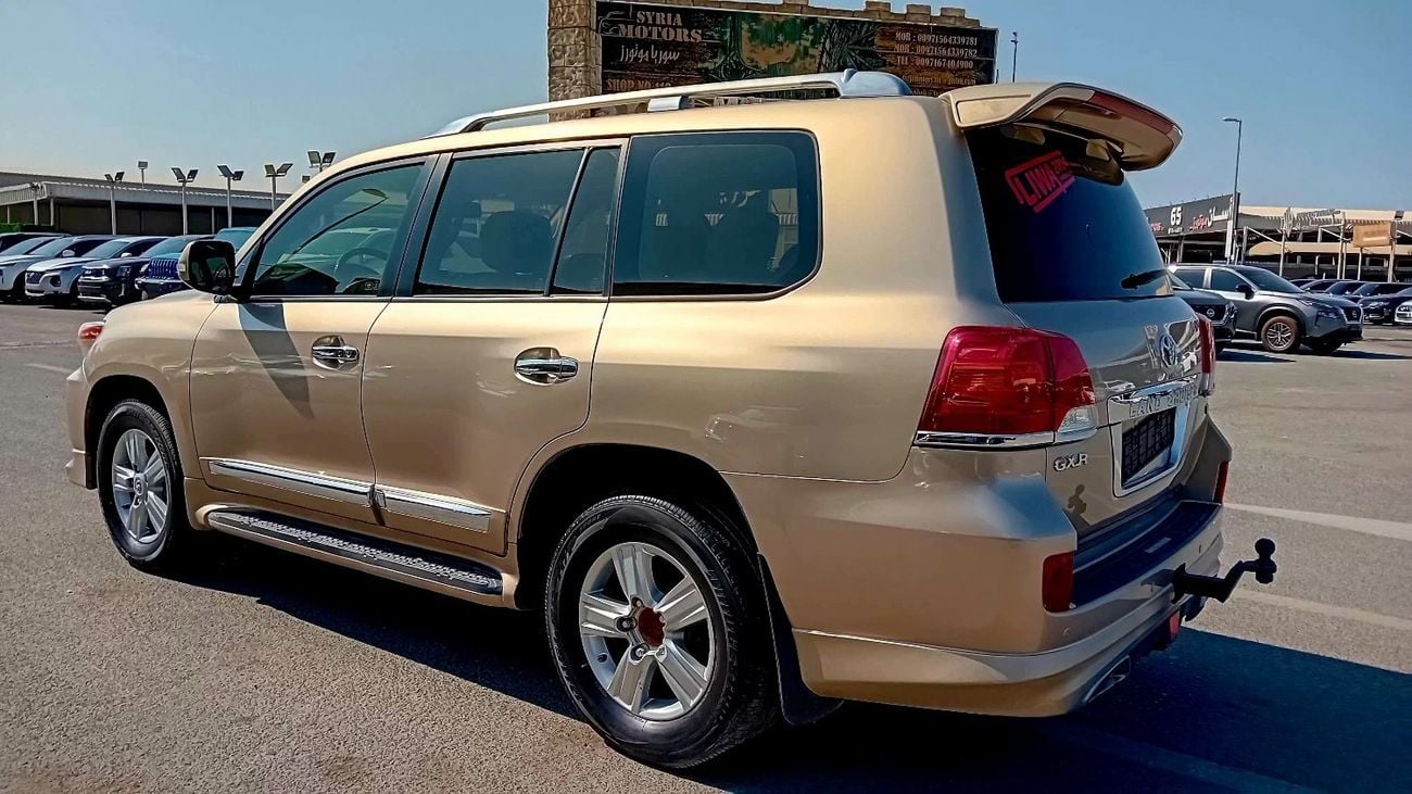 تويوتا لاند كروزر Std 4.0L 4WD