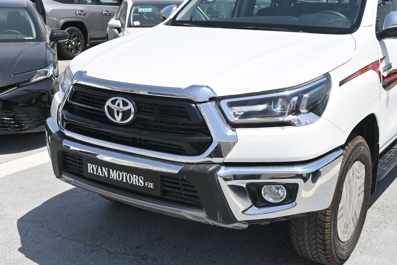تويوتا هيلوكس Toyota Hilux SR5 GLXS 2.7L Petrol, Automatic 4WD, Model 2025, Color White