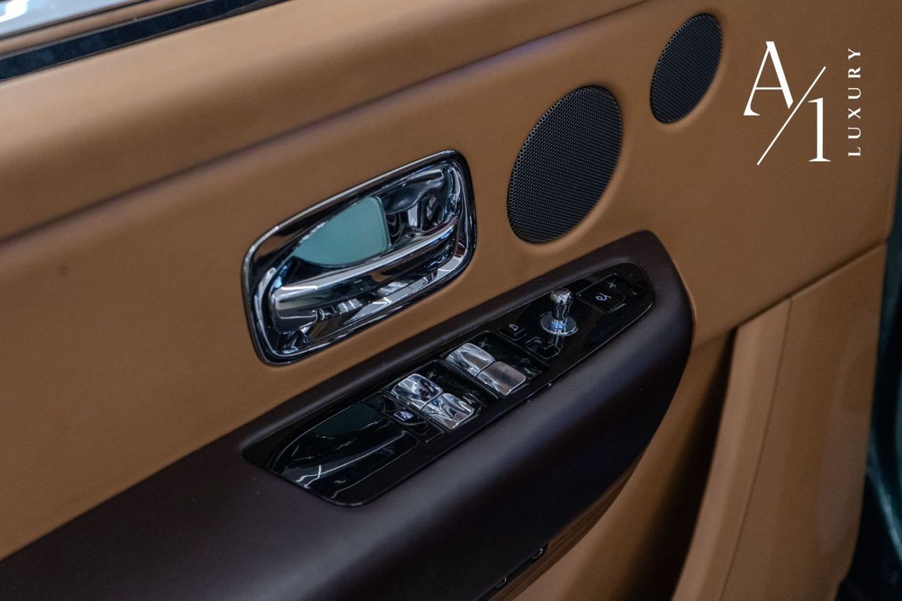 رولز رويس كولينان 2020 Rolls Royce Cullinan Mansory, Warranty, Certificate Available, Full Options, VIP Seats, GCC