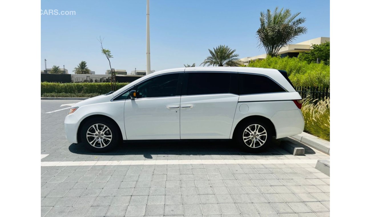 Honda Odyssey || 7 seater || GCC || Well Maintained