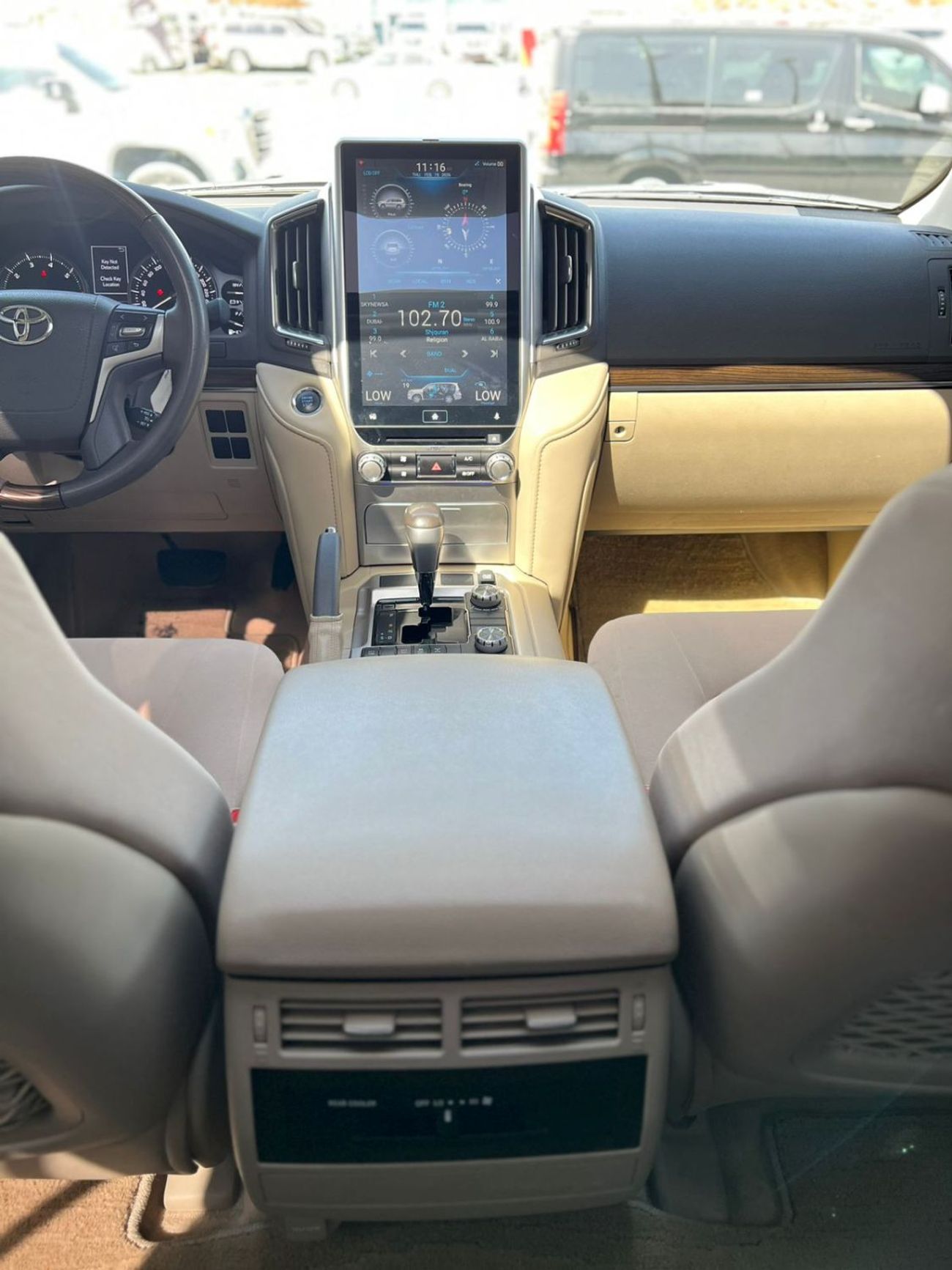 تويوتا لاند كروزر GXR 5.7 /V8