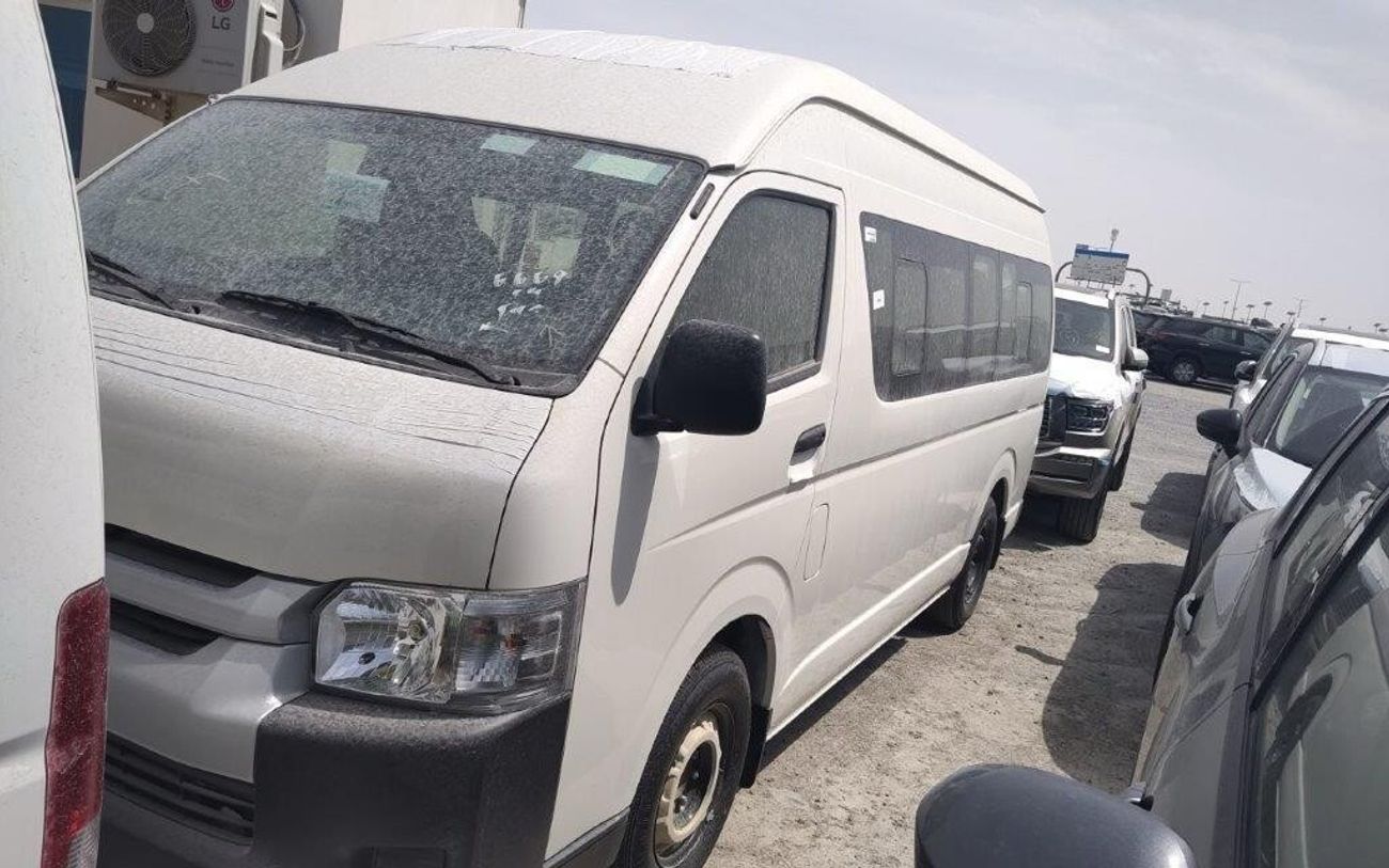 Toyota Hiace 2.5L V4 Diesel, Manual Gear, 15 Seats, Last 3 Units Ready Available, Export Only