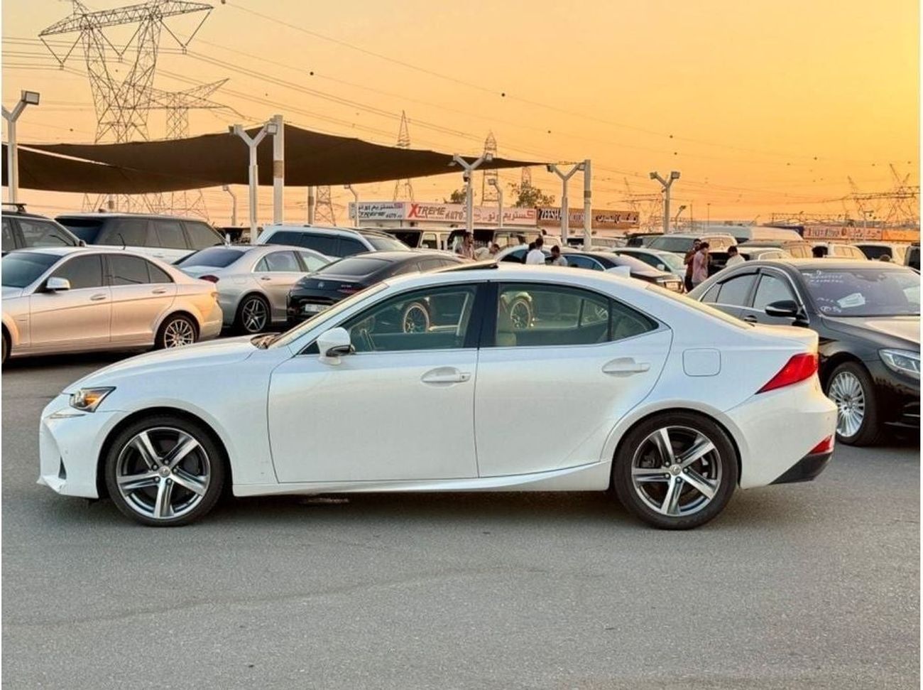 لكزس IS200t 2017 TURBO ENGINE 2.0T V4 NO ACCIDENT USA IMPORTED