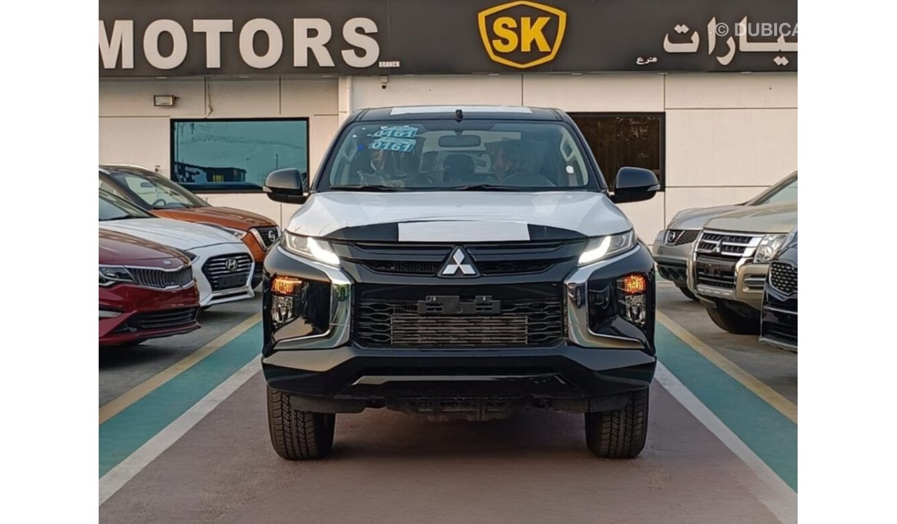 Mitsubishi L200 Sportero 2.4L Diesel Black Edition/ A/T / Push Start / Driver Power Leather Seat / BLACK EDITION
