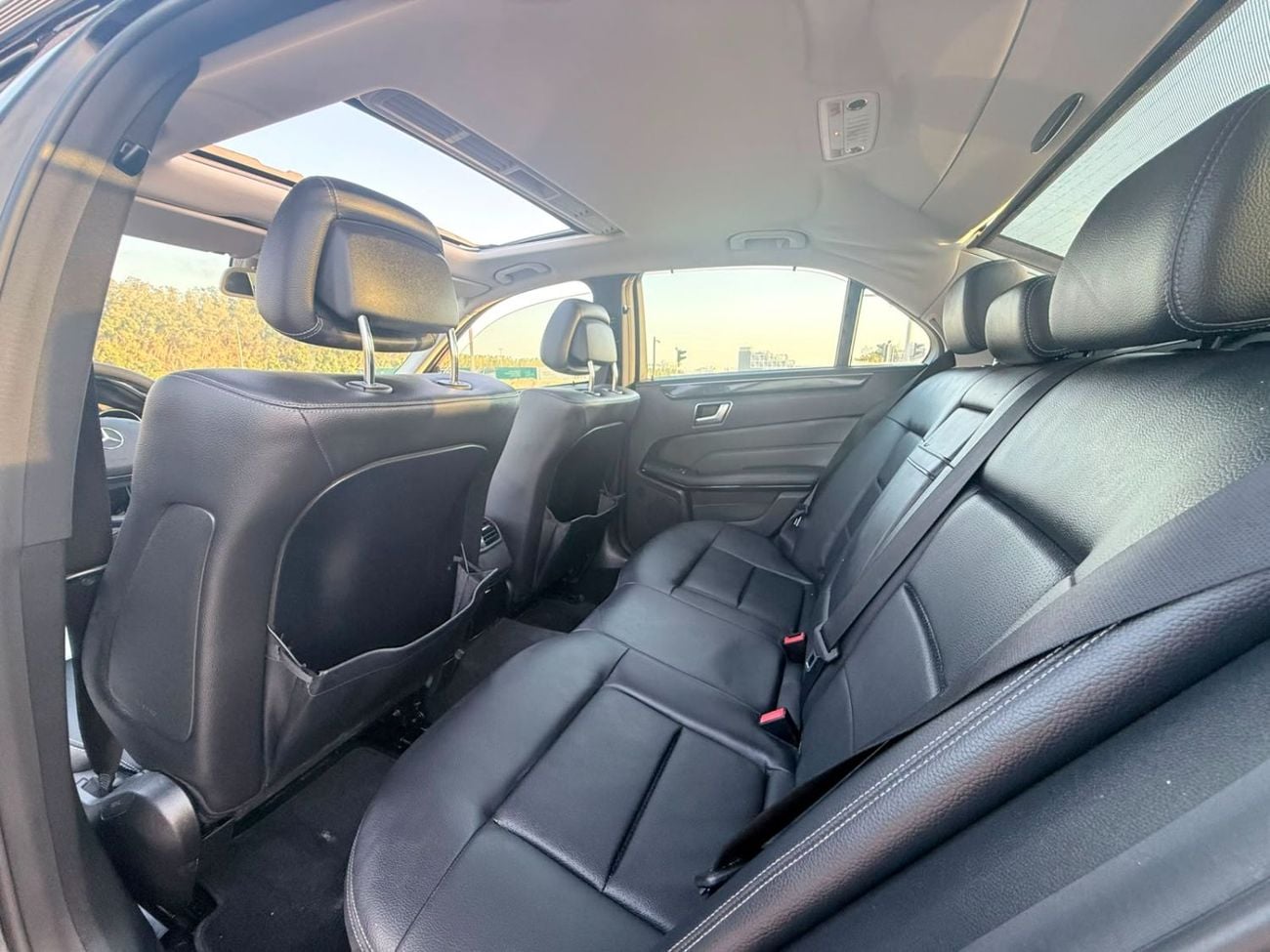 Mercedes Benz E200