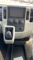 Toyota Hiace TOYOTA HIACE 2.8 DIESEL DX MANUAL TRANSMISSION