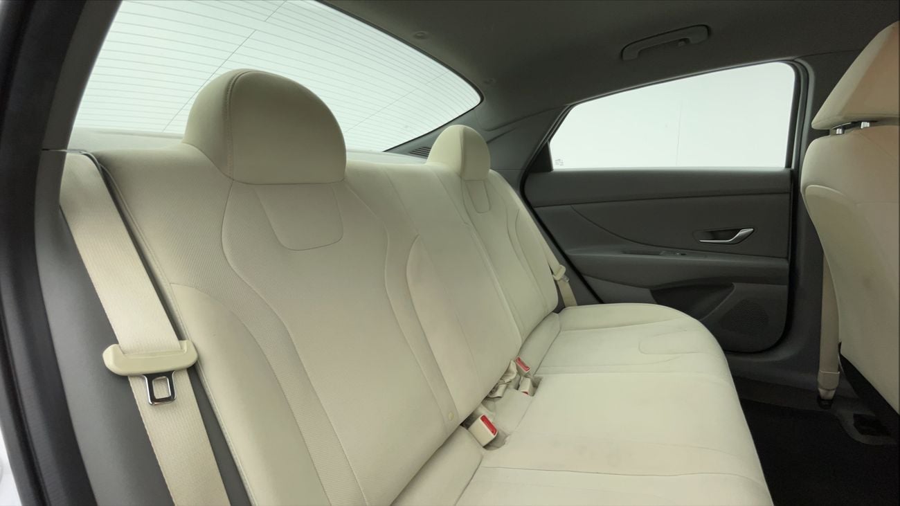 Hyundai Elantra GL 1.6 | Zero Down Payment | Free Home Test Drive