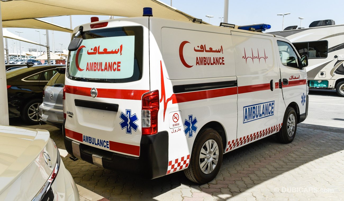 نيسان أورفان Ambulance