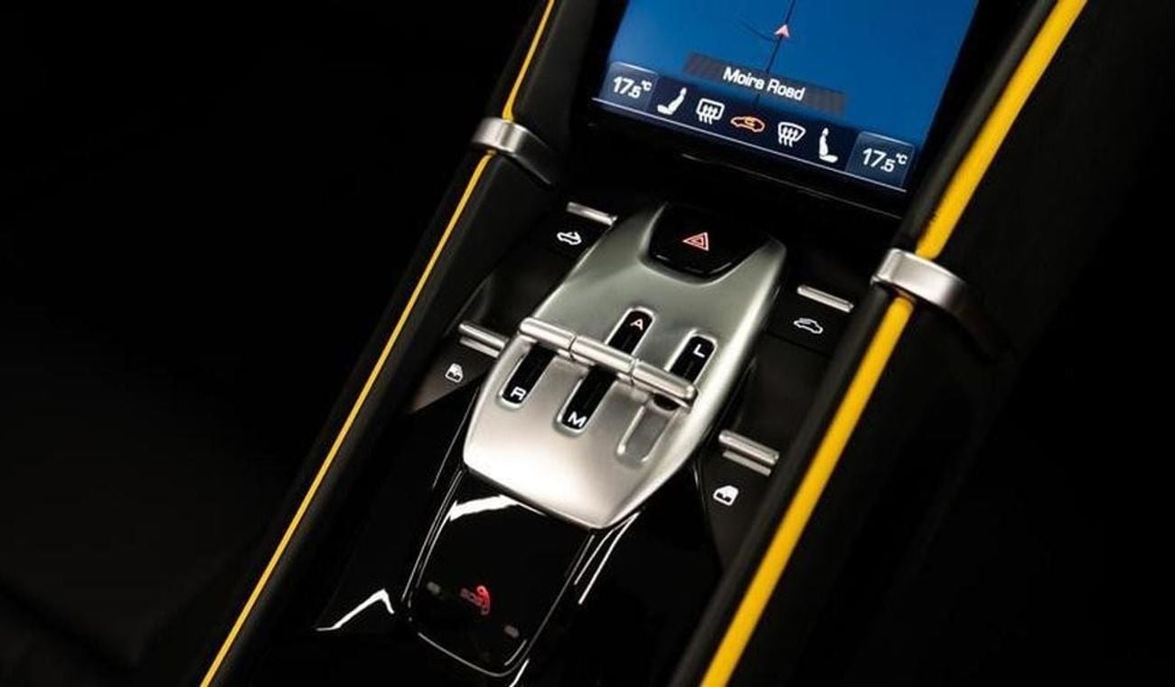 Ferrari Roma Spider 3.8 2dr RIGHT HAND DRIVE