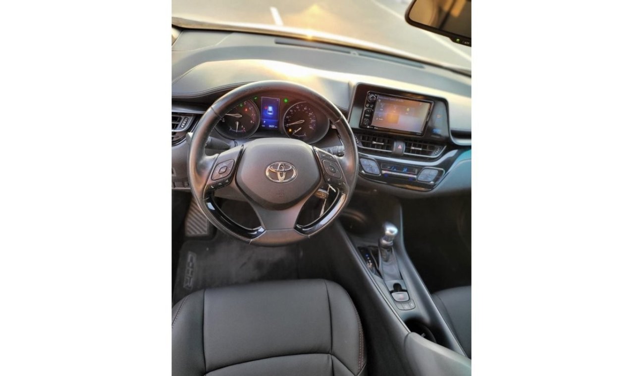 تويوتا C-HR TOYOTA C H R 2018 MODEL FULL OPTION